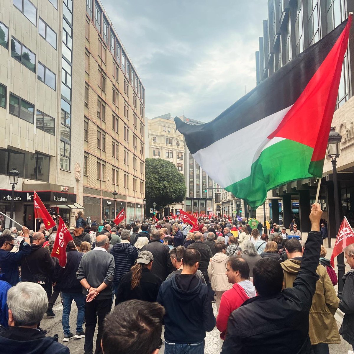 CCOOestibaVlc's tweet photo. Los estibadores en la manifestación del 1º de mayo, siempre presente https://t.co/d4RPBKJAgy