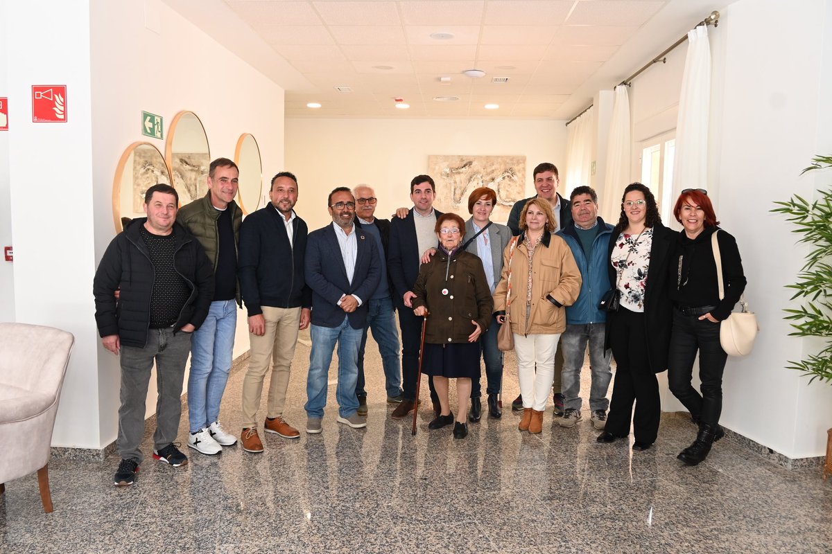 👵🏻👨🏼‍🦳 🏡 ¡Nueva residencia de mayores en Aldeanueva de la Vera! 🌲 40 plazas residenciales y 30 de centro de día. 💼 Supondrá además la creación de 40 puestos de trabajo. ▶️ youtu.be/nsNr-H_kCcc?fe… 📰 dip-caceres.es/actualidad/not…