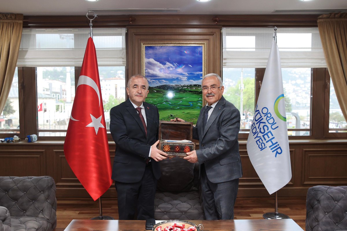 Valimiz @numanhatipoglu, Ordu Büyükşehir Belediye Başkanı Sayın Hilmi Güler'i ziyaret etti.