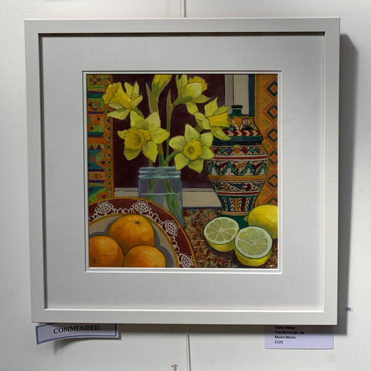 After exploring Stamford's Friday market why not pop into @stamfordarts and take a look at our wonderful spring exhibition? Fantastic work on show - including Chris Illsley's beautiful painting 'The Moroccan Jar', which was commended by our visiting judge #stamforduk #art