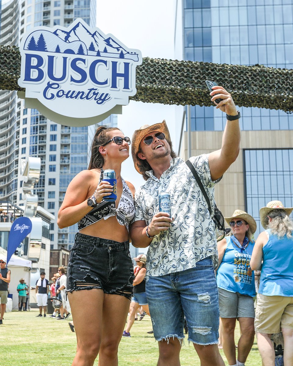 Headin’ to Busch Country at #CMAfest this summer? The Busch Lights will be cold and smooth and waiting for you​ Let us know if we’ll see ya below with a 🍻