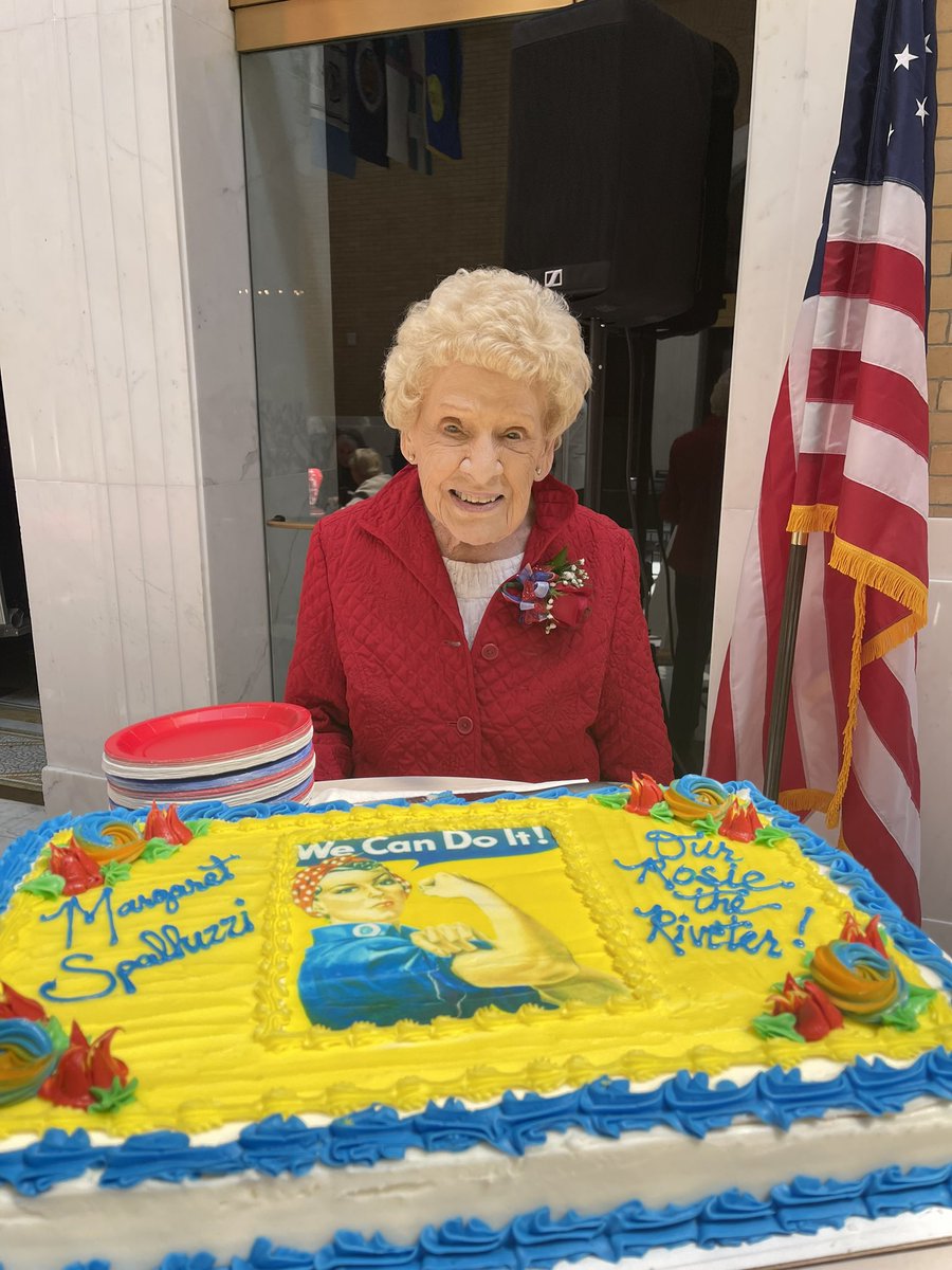 At the State House today, Margaret Spalluzzi - a #Kingston resident and the last living Rosie the Riveter from MA - was honored with a Congressional Gold Medal Ceremony. We owe her a huge debt of gratitude! Shout out to @kathylanatra for putting together this special event.