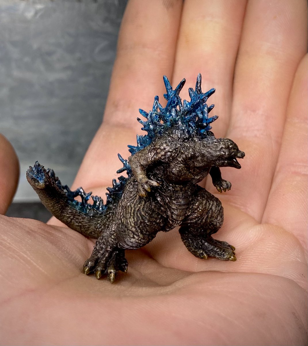 ゴジラ−1.0 マスコットキーホルダー ゴジラ（2023）のリペイント完了