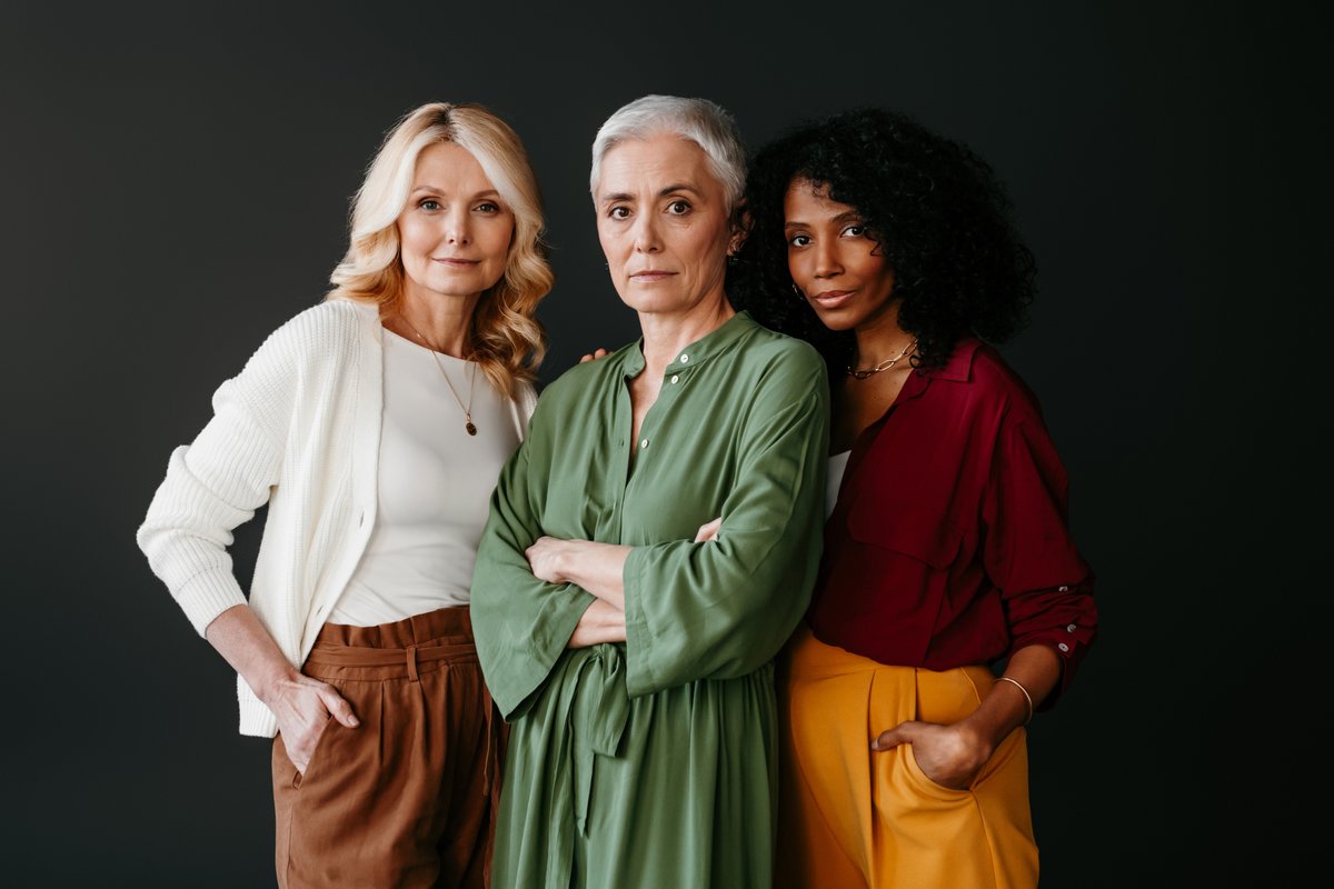 Scientists at University College London (UCL) found women could be vulnerable to depression in the run-up to their periods stopping. We think we can help! theguardian.com/society/2024/m… #aiyoucantrust #machinelearning #mentalhealth #digitalhealth #menopause