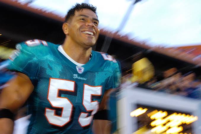 12 years since you left us 
RIP wherever you are LEGEND 

He made 12 Pro Bowls
6x First team All-Pro 
Defensive Player of the Year 1992
Member of the @ProFootballHOF 
#FinsUp