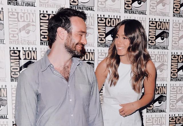 Feige, the debut that #ChloeBennet should return and it has to be in #DaredevilBornAgain because there she would connect with #DaisyJohnson, and for that you have to bring her back and for her to be in the #CharlieCox (#Daredevil) series. #AgentsofShieldForever #DaisyLives