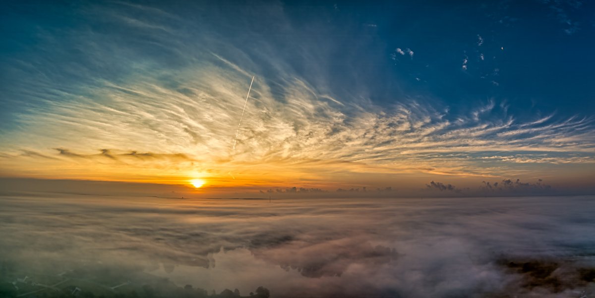 @MargaretOrr Exploring the foggy sunrise this morning - 5.2.24  #dronephotography #DroneHour #southmississippi