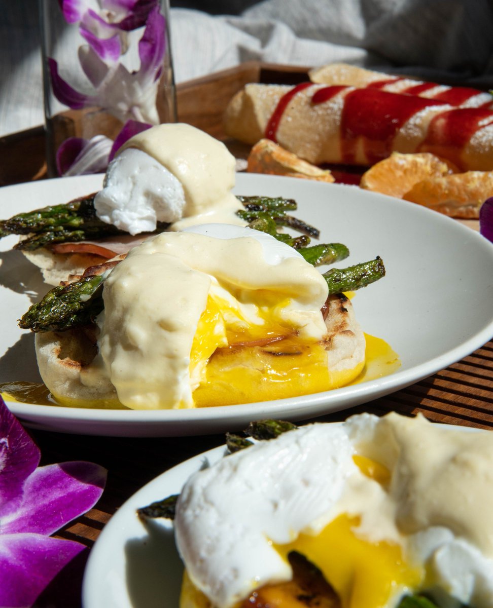 Mother's Day is Sunday, 5/12! 🌸 Treat mom to breakfast in bed with the Asparagus Benedict, Goat Cheese and Chive Omelette or Ojai Pixie Crepes with Raspberry Sauce!⁠ ⁠ Find more ways to treat mom here - melissas.com/pages/mothers-… ⁠ #melissasproduce