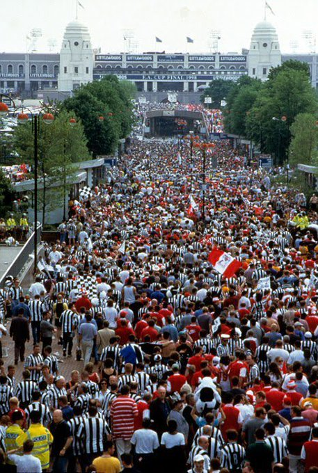 Wembley Way for the 1998 FA Cup Final vs Arsenal, 25 years ago today 📸 #NUFC