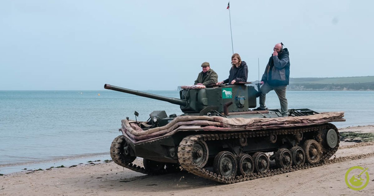 📢 On the 80th anniversary of D-Day, the world’s last Valentine Duplex Drive will take to the arena. Find out the line-up of guest tanks so far: tankmuseum.org/article/tankfe… #TANKFEST #thetankmuseum #tanks