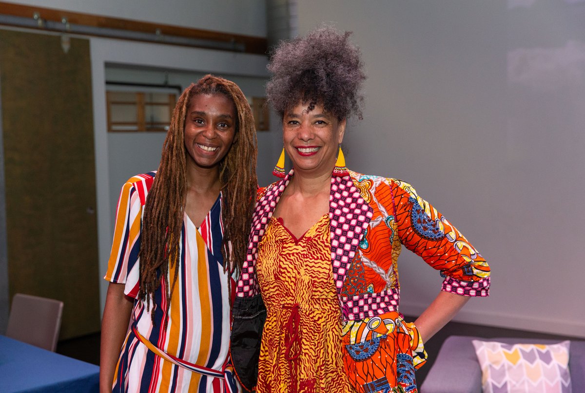 KSTheater's tweet photo. Artist Edisa Weeks joined community members at KST's Alloy Studios for a Welcome Dinner and Artist Talk.  Participants also assembled roots out of paper and twine that were used in the 3 RITES: Liberty performance installation.

Check out the photos: https://t.co/v7APaKApu6 https://t.co/VVzFWd6l5s