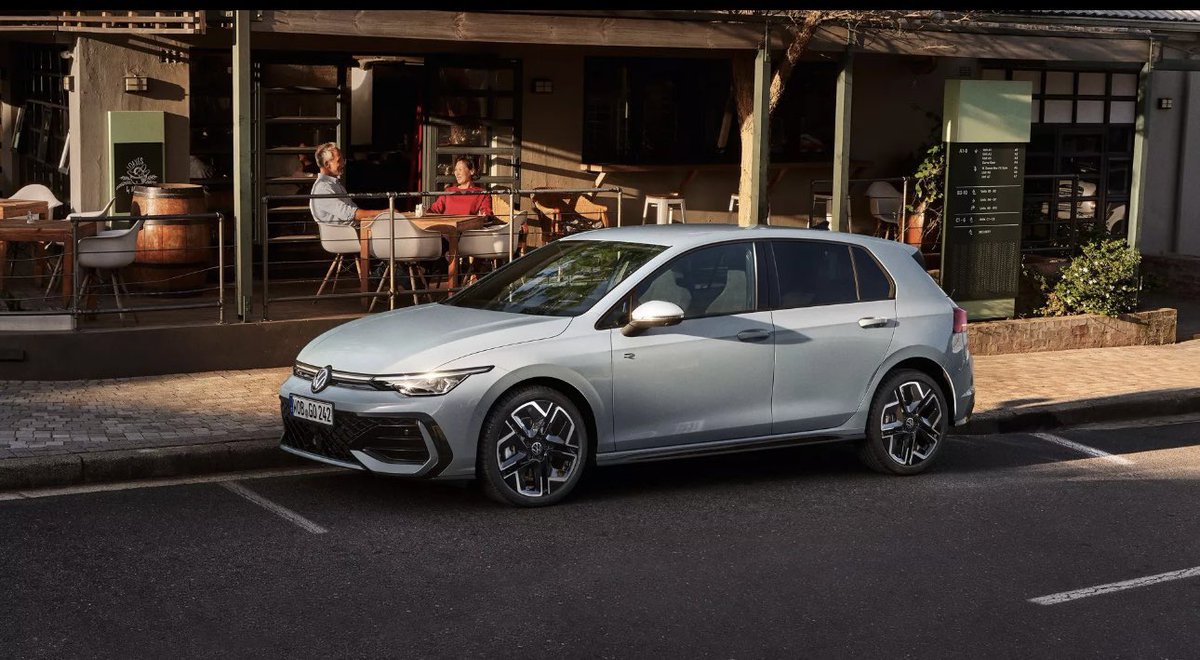 The Golf is celebrating its 50th anniversary and has a new look for the occasion, boasting visual and functional updates and enhanced performance for added driving pleasure. 

Available models - Life, Match and Style

#golf #lease #vwgolf