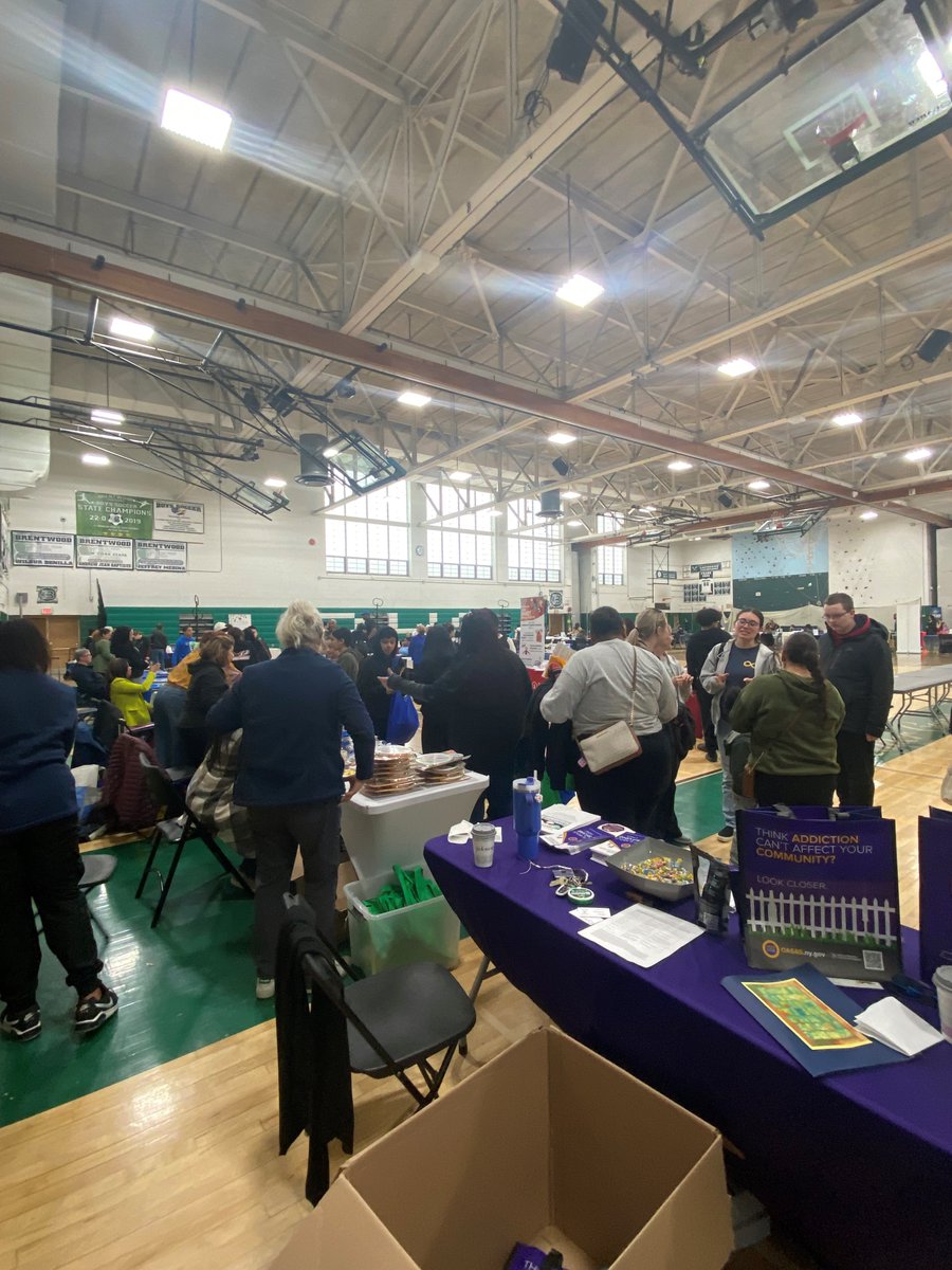 Representatives from C.K. Post Addiction Treatment Center (ATC) participated in a Mental Health Fair recently to raise awareness about our inpatient treatment program. Learn more about our 12 ATCs across NYS. ➡ oasas.ny.gov/addiction-trea… #EveryStepOfTheWay