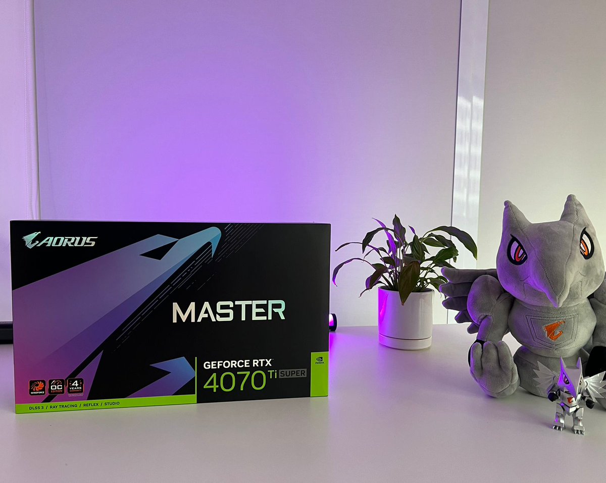 A quien piensan que Chibi le tiene que regalar esta potente RTX 4070ti SUPER Aorus Master 😍