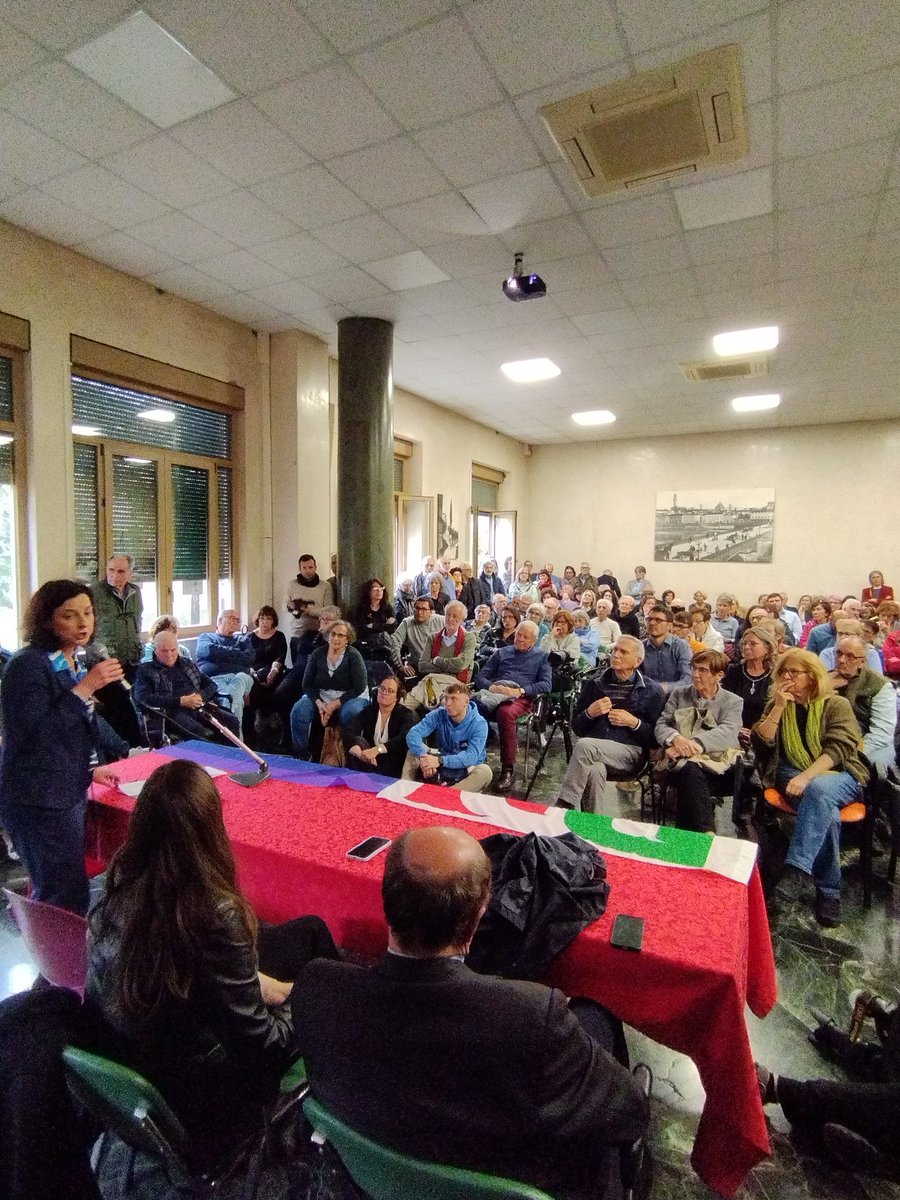 Serena Spinelli (@sere_spinelli) on Twitter photo In tanti e tante a #Firenze con <a href="/pbersani/">Pier Luigi Bersani</a> per <a href="/sarafunaro/">Sara Funaro</a>!
Per una comunità che si prende cura.
#elezioni2024 #firenzealplurale In tanti e tante a #Firenze con <a href="/pbersani/">Pier Luigi Bersani</a> per <a href="/sarafunaro/">Sara Funaro</a>!
Per una comunità che si prende cura.
#elezioni2024 #firenzealplurale
