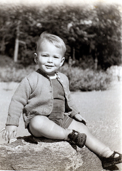 It's National Baby Day! Here's my baby photo, reminding us all of the simple joys and innocence of childhood. Talk about a blast from the past! Share your own throwback photos and let's reminisce together. #briantracy #nationalbabyday #babyday #throwbackthursday