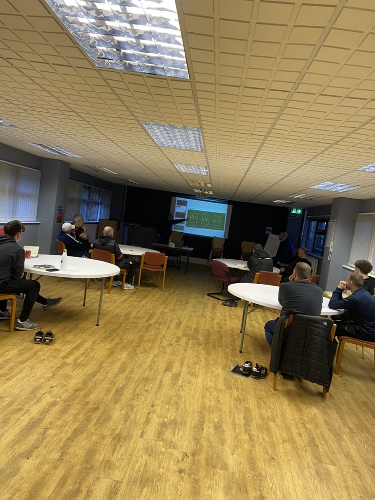 🔴⚫️ | Coaches CPD 

Thank you to Mr Stevens and @birmingham_fa for putting on a fantastic CPD event for our coaches last night looking at an introduction to the UEFA C course and the requirements/information that will be delivered on those courses. 

#coachdevelopment 
#uefac