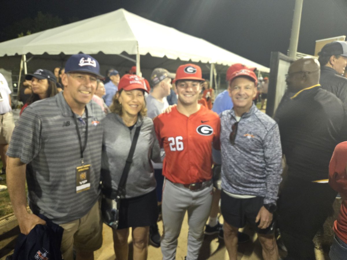 Coach Danny with some former players, now playing for @BaseballUGA ! Charlie Condon, Collin Caldwell, Paul Farley, and Brian Zeldin #643Pride