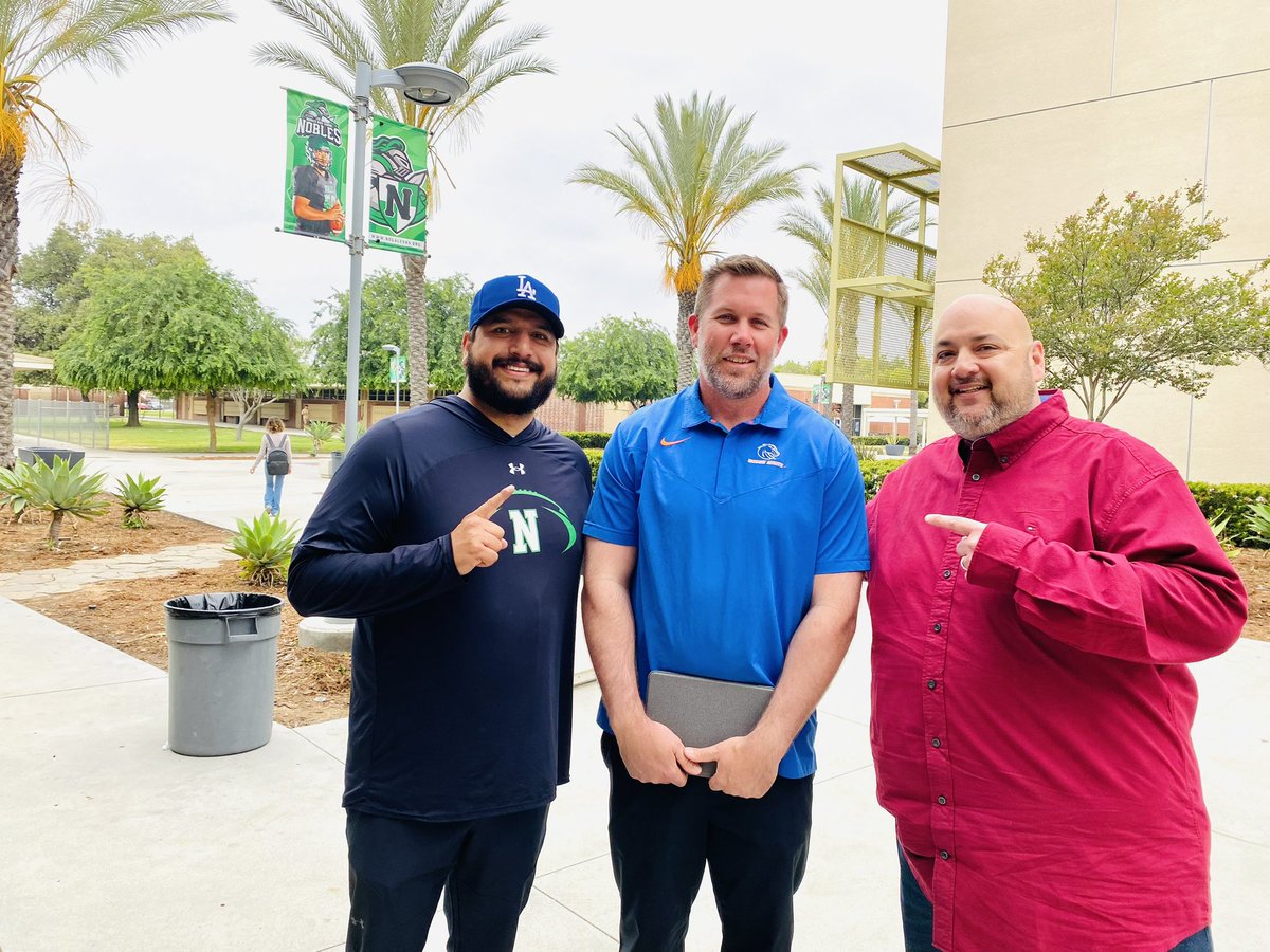 Appreciate @Coach_TKeane @BroncoSportsFB Coming By @NogalesNoblesFB This Morning🫡 Why Not Nogales❓🗣️ @ScottCavi @jdelavigne_rusd @NogalesNobles @SGVNSports @tspeterson40 @James_Escarcega @coachmark_48