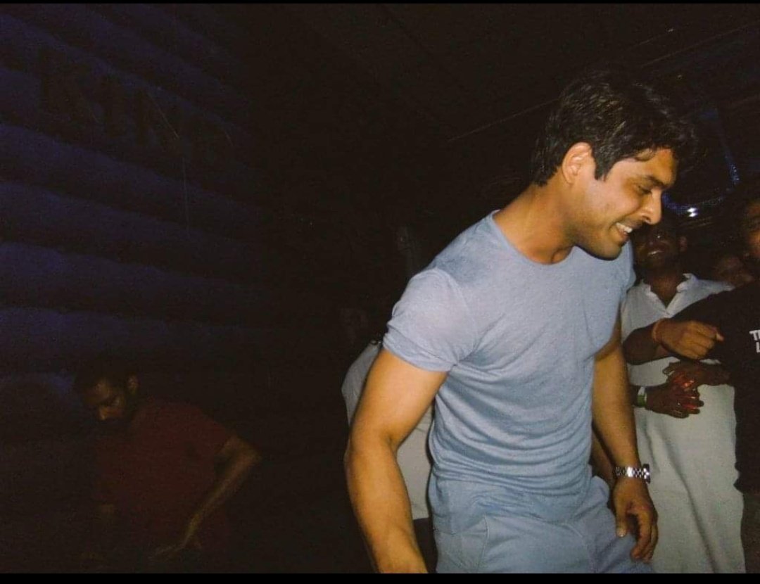 Our good and beautiful and full of life man🥹we miss you💔 #SidharthShukla Good Night #SidHearts #SidharthShuklaForever