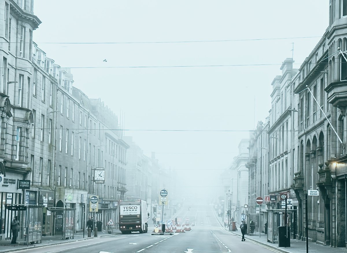 Fog in Aberdeen, 01 May 2024
@VisitScotland
@aberdeencity @AberdeenCC
@Aberdeen @aboutaberdeen1
#Aberdeen #Scotland #LoveScotland #VisitScotland #visitaberdeen
#beautiful #erskineloganphotography #visitABDN #beautifulABDN #fog