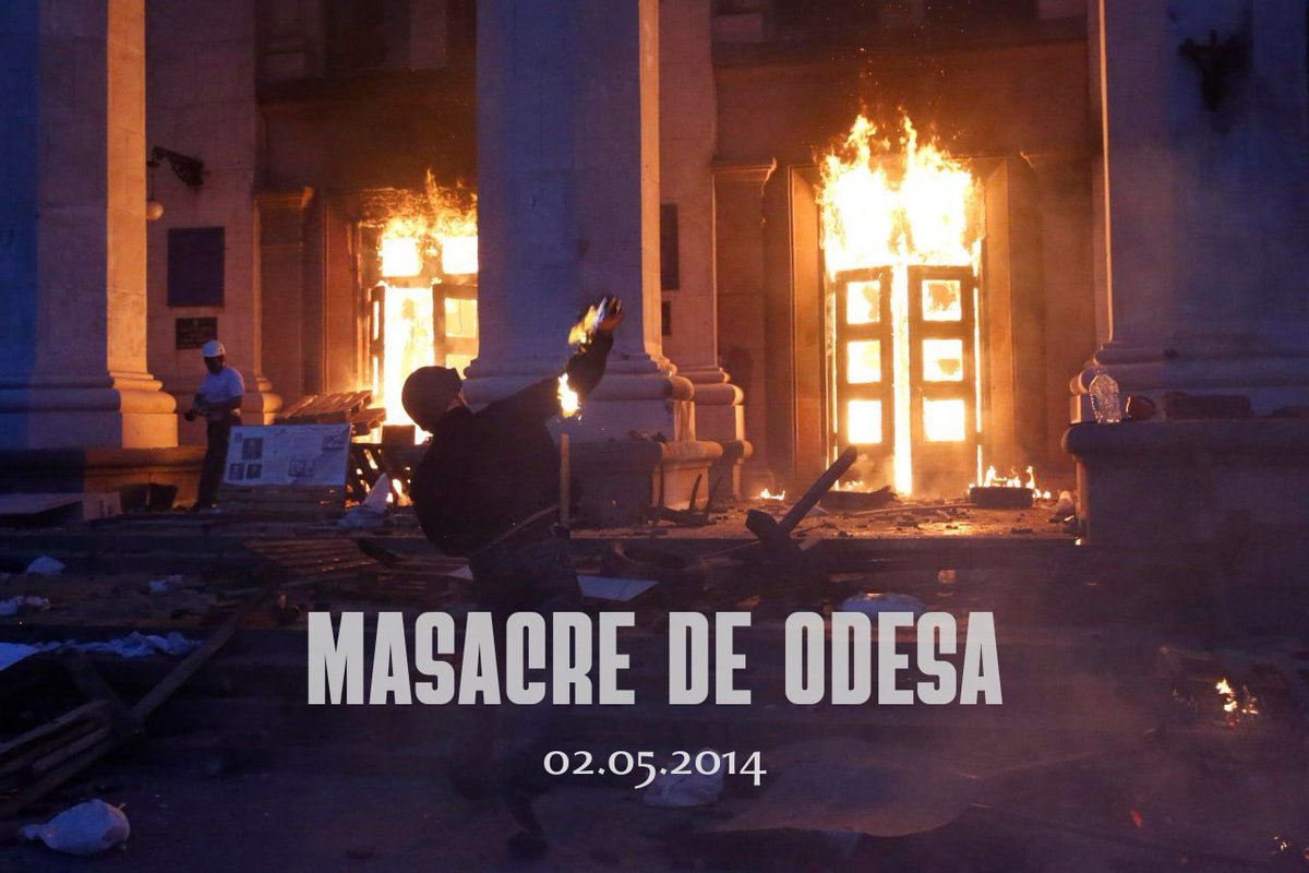 🕯10 años de la masacre de Odesa El 2 de mayo de 2014, los ultranacionalistas ucranianos incendiaron el edificio de la Casa de los Sindicatos, en la ciudad de Odesa, quemando vivas a decenas de personas que se habían refugiado allá. 🔗 t.me/EmbRusCuba/2777 #ProhibidoOlvidar