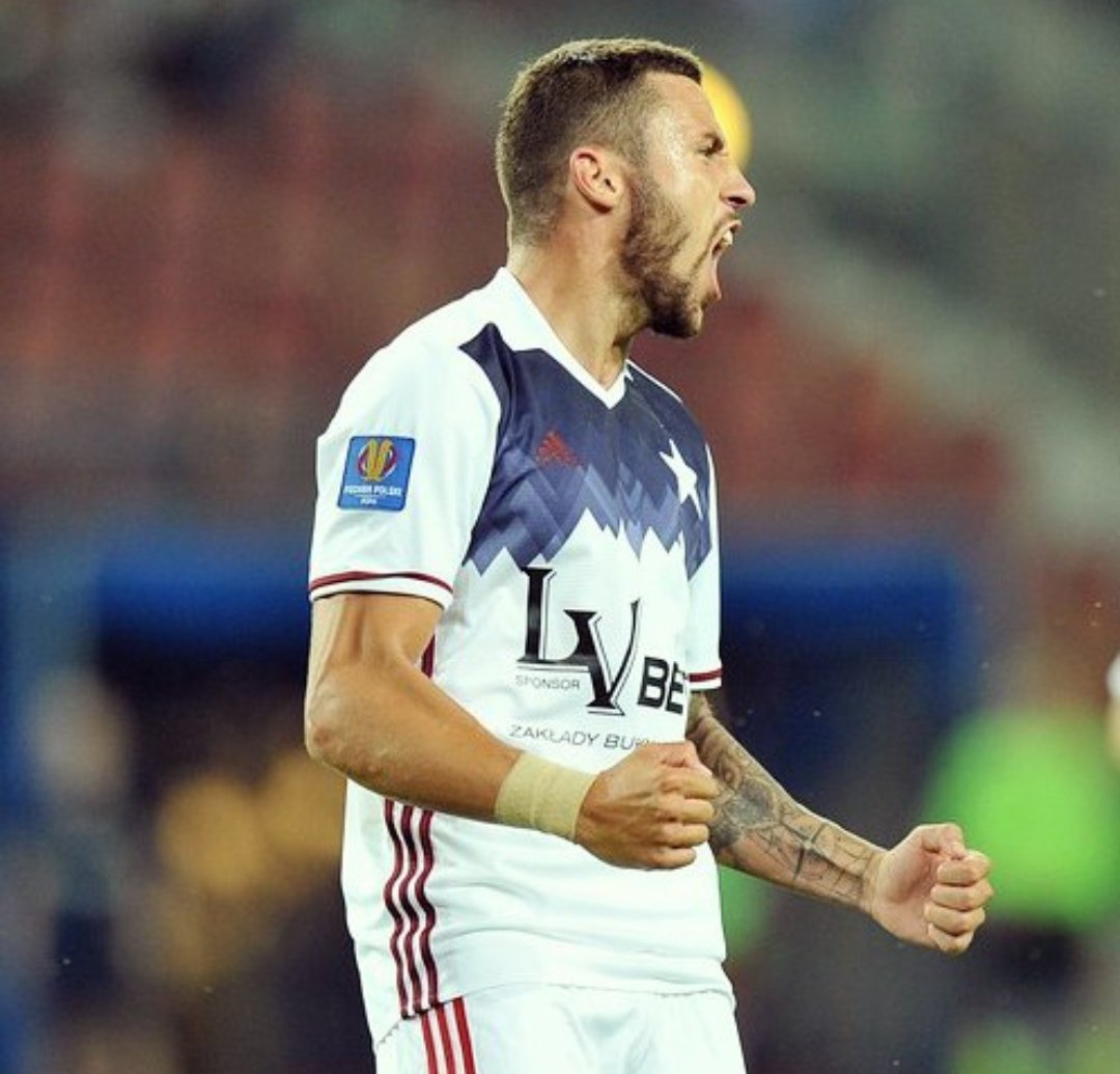 Congratulations to the entire Wisla family, after a long time you deserve this joy 🏆 🏆 🥇🥇🔵🔴🔵