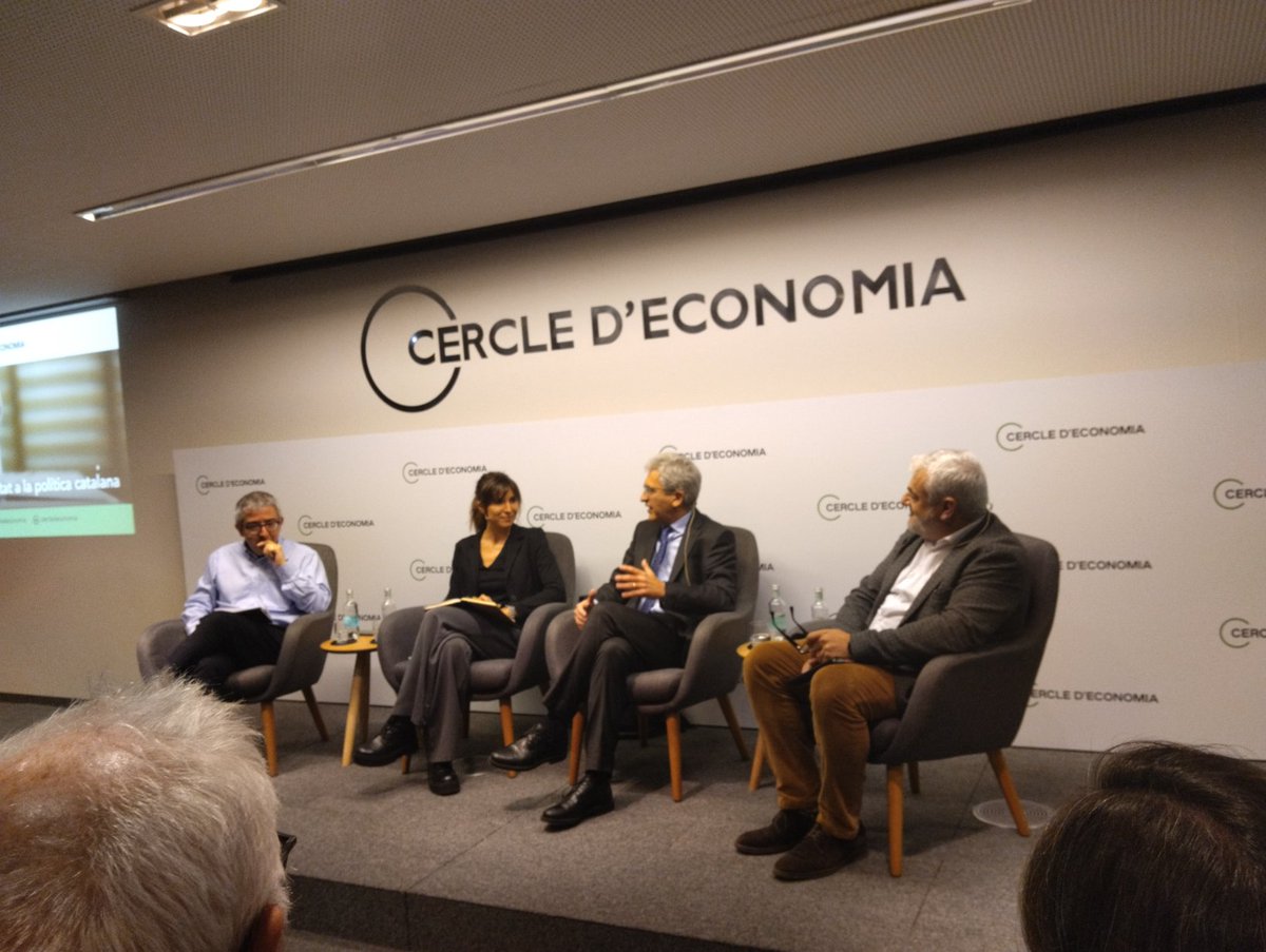 Al @CdEconomia, debat sobre les properes eleccions i el futur de la política catalana.