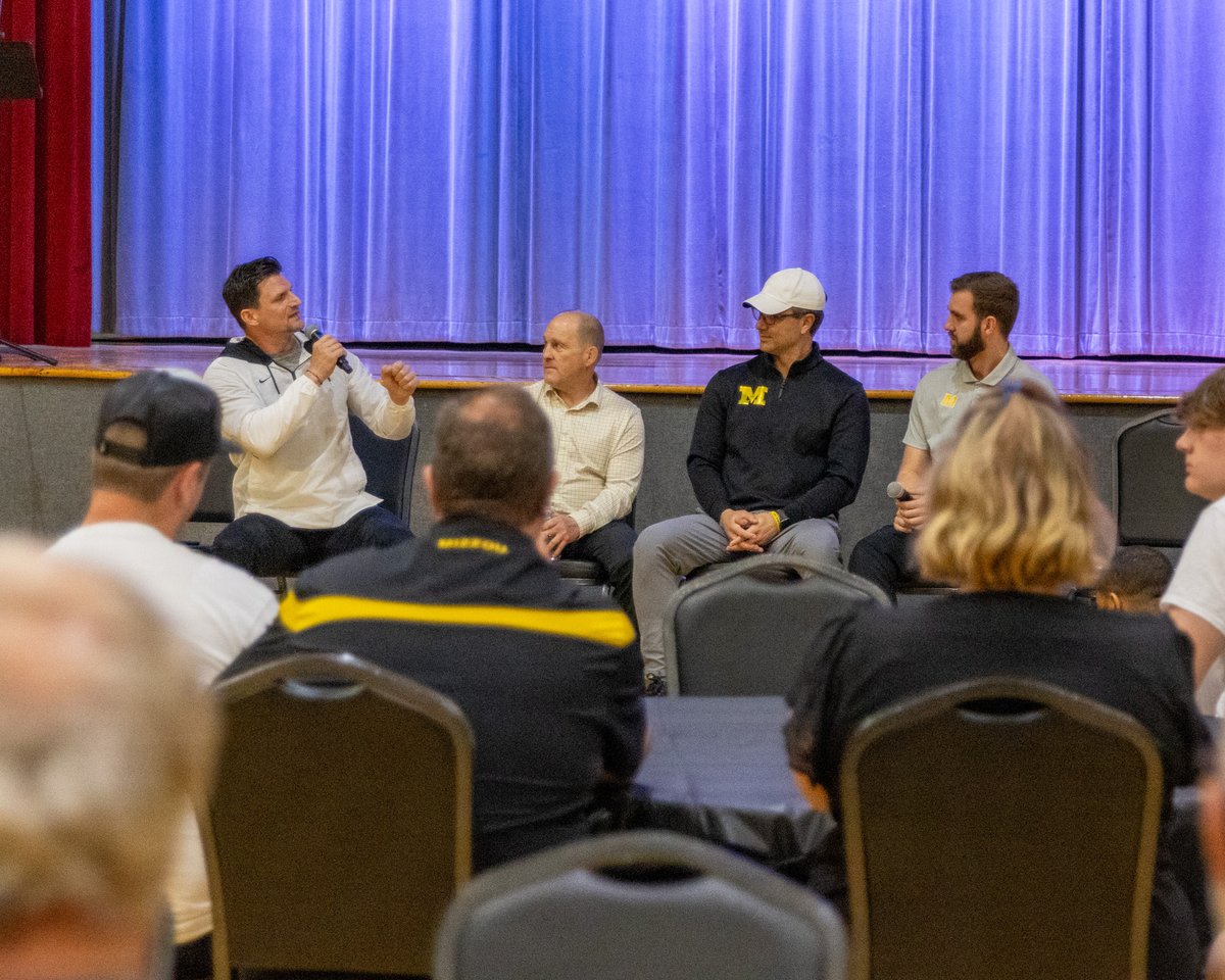 Thank you, Moberly, for another great stop along the Come Home Tour last night! And thanks to our student-athletes for visiting with Mizzou fans! Kennedy Griffin, @ashton_judd, @anklebully_ant, @brettnorfleet5 & @lKristian__