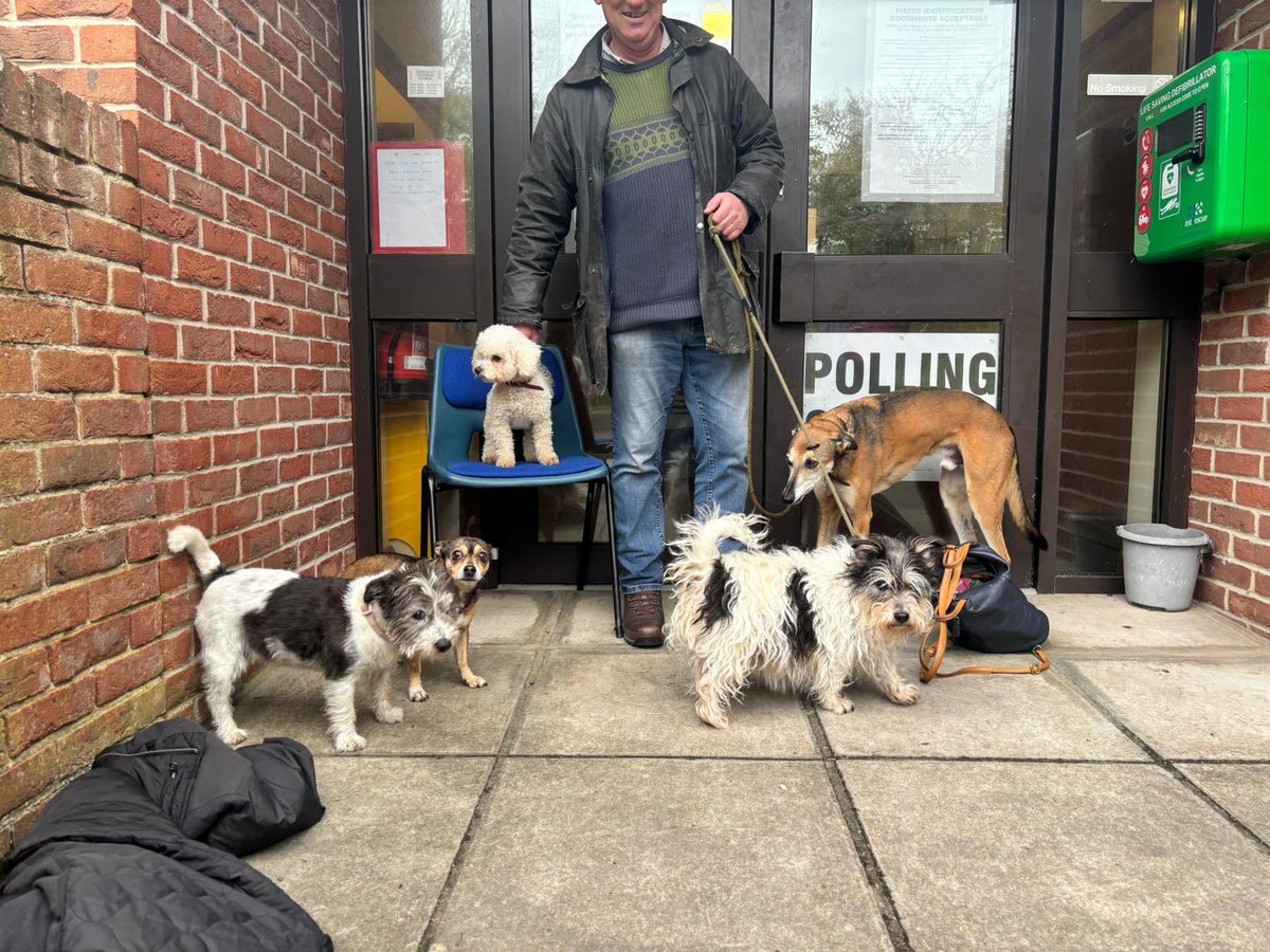 Taking #dogsatpollingstations to a ridiculous level in West Lulworth!

Sorry about my earlier post. No one needs to see that stuff. Normal Lors back ❤️