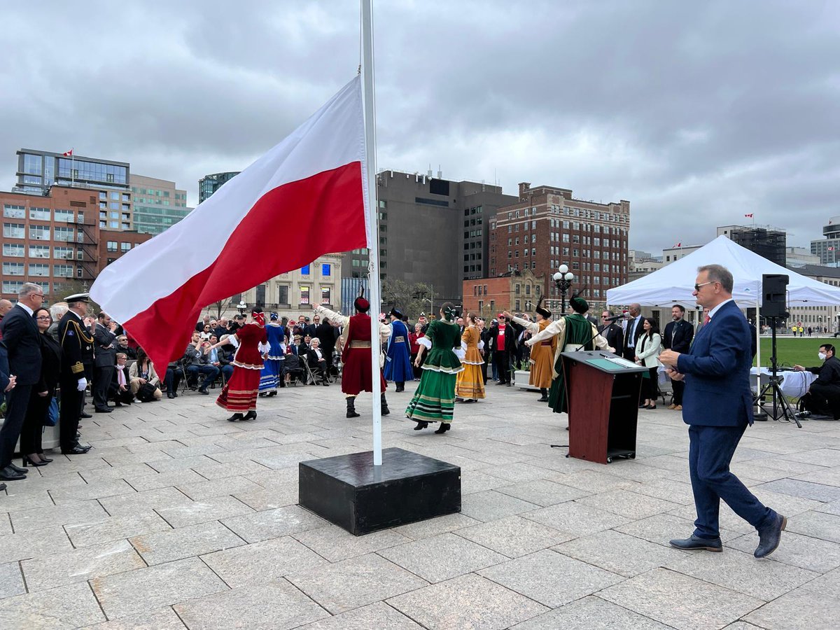 It was great to attend the flag raising for the inaugural Polish Heritage Month here in Ottawa. Wishing the Polish community across Canada and around the world a Happy Polish National Flag Day! Dzięki!
#nlpoli #cdnpoli @DrPMarkiewicz @PLinCanada