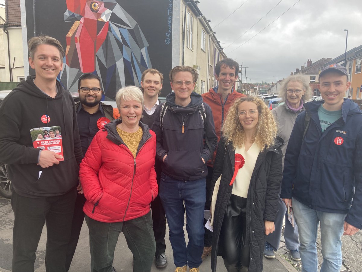 Last time out with Cllr Jackson who’ll be much missed, #proudmum first time candidate and final push from some of the fantastic team ⁦@BristolSouthLab⁩ #votelabour