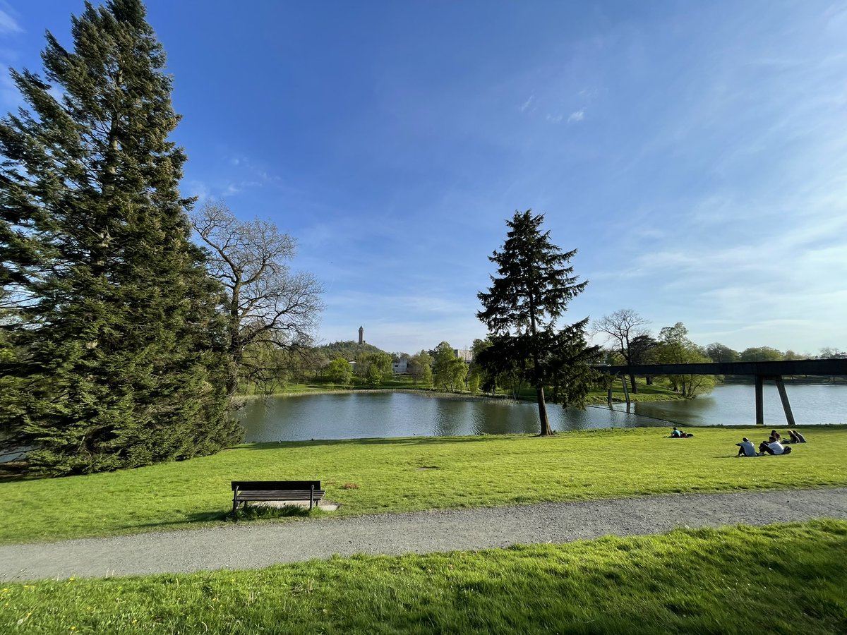 An early evening walk on campus around 6.20pm☀️ in @StirUni #universitylife