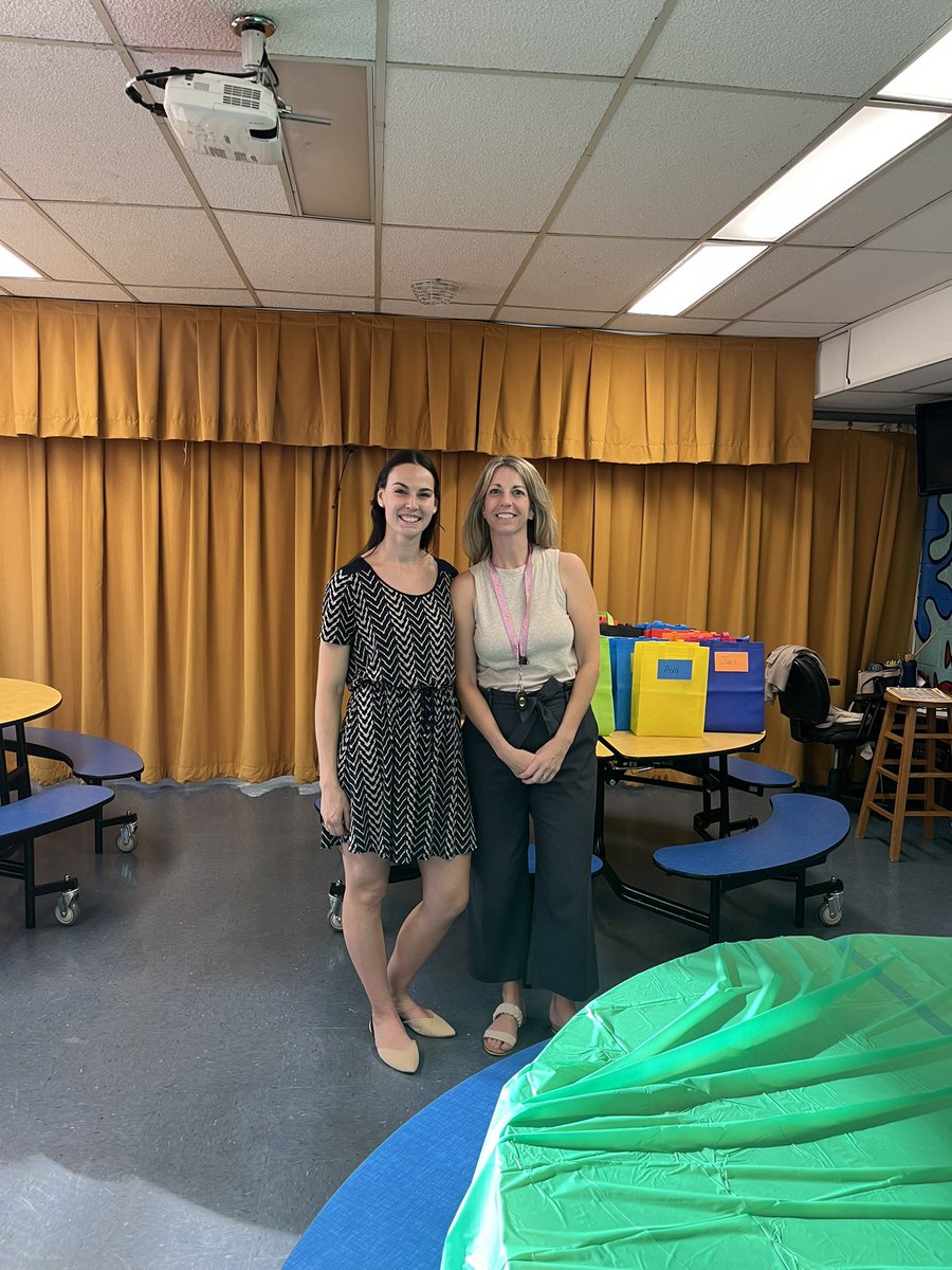 Lauren Catts tweet media