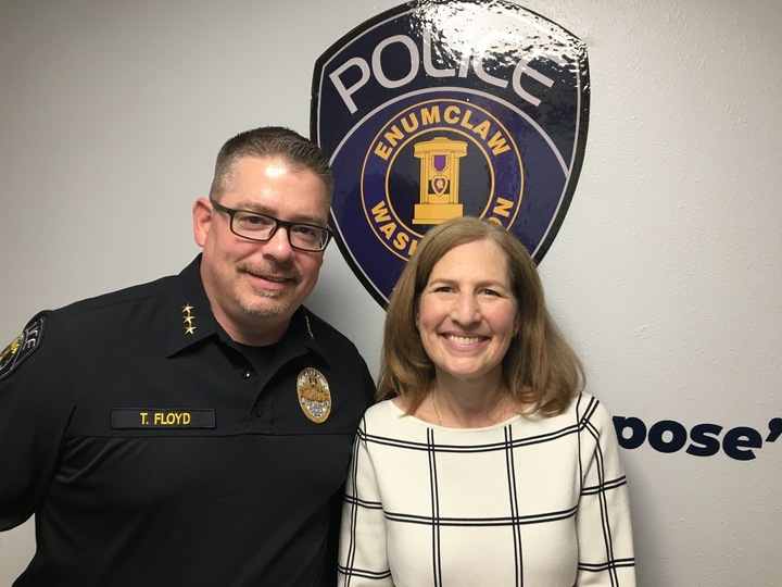 Met with Enumclaw Police Chief Tim Floyd to hear about the public safety needs of the community and how I can support their efforts and to join for a ride-along to see what officers are experiencing day-to-day.