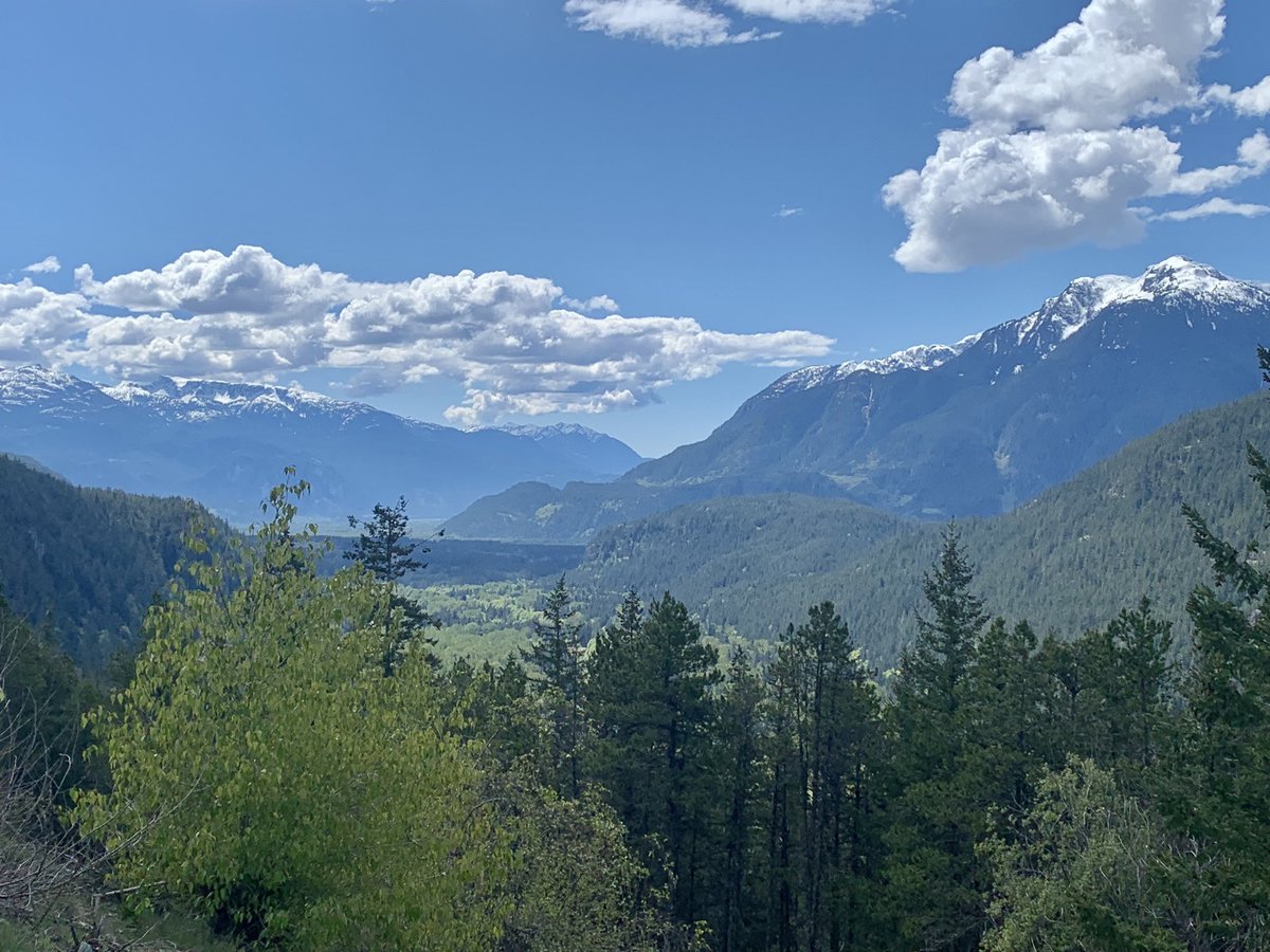 Grateful to travel to beautiful #Whistler and share my experiences in supporting vulnerable members of our #communities, at the annual #LMLGA conference. Working towards healthy and safe communities. #CAI #youth #connection #couragetocare #harmreduction