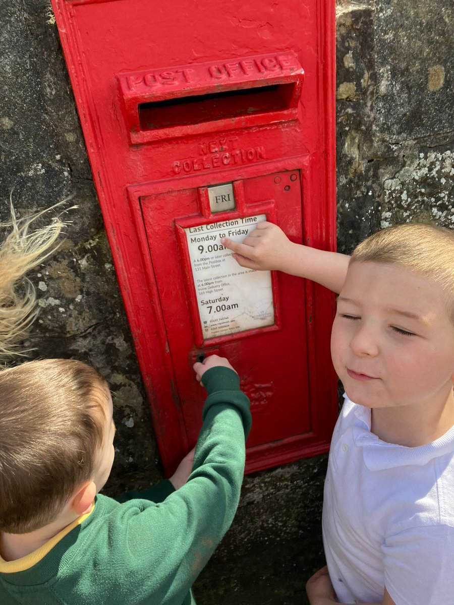 Mrs Munn and her P1 pupils explored our local area today and tried hard to read the environmental print around them. Our pupils met Martin from Kilwinning train station who gave the children a tour and told him them lots of information about the station. @ScotRail @NAC_Education