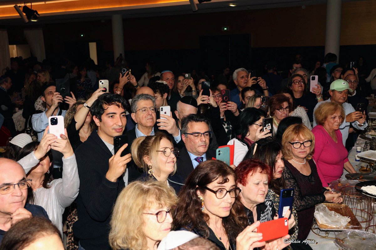Joël Mergui (@joelmergui) on Twitter photo Accueil de la Ministre de la culture <a href="/datirachida/">Rachida Dati ن</a> ainsi que le Maire de #Paris17 <a href="/geoffroyboulard/">Geoffroy Boulard</a> à l’occasion de la célébration de la mimouna à la sortie du dernier jour de Pessah en présence de de <a href="/JDBerthault/">JeanDidier Berthault🇫🇷🇪🇺🌎</a> et <a href="/Alix_Bougeret/">Alix Bougeret</a> au <a href="/CejParis/">Centre Européen du Judaïsme</a> Accueil de la Ministre de la culture <a href="/datirachida/">Rachida Dati ن</a> ainsi que le Maire de #Paris17 <a href="/geoffroyboulard/">Geoffroy Boulard</a> à l’occasion de la célébration de la mimouna à la sortie du dernier jour de Pessah en présence de de <a href="/JDBerthault/">JeanDidier Berthault🇫🇷🇪🇺🌎</a> et <a href="/Alix_Bougeret/">Alix Bougeret</a> au <a href="/CejParis/">Centre Européen du Judaïsme</a>