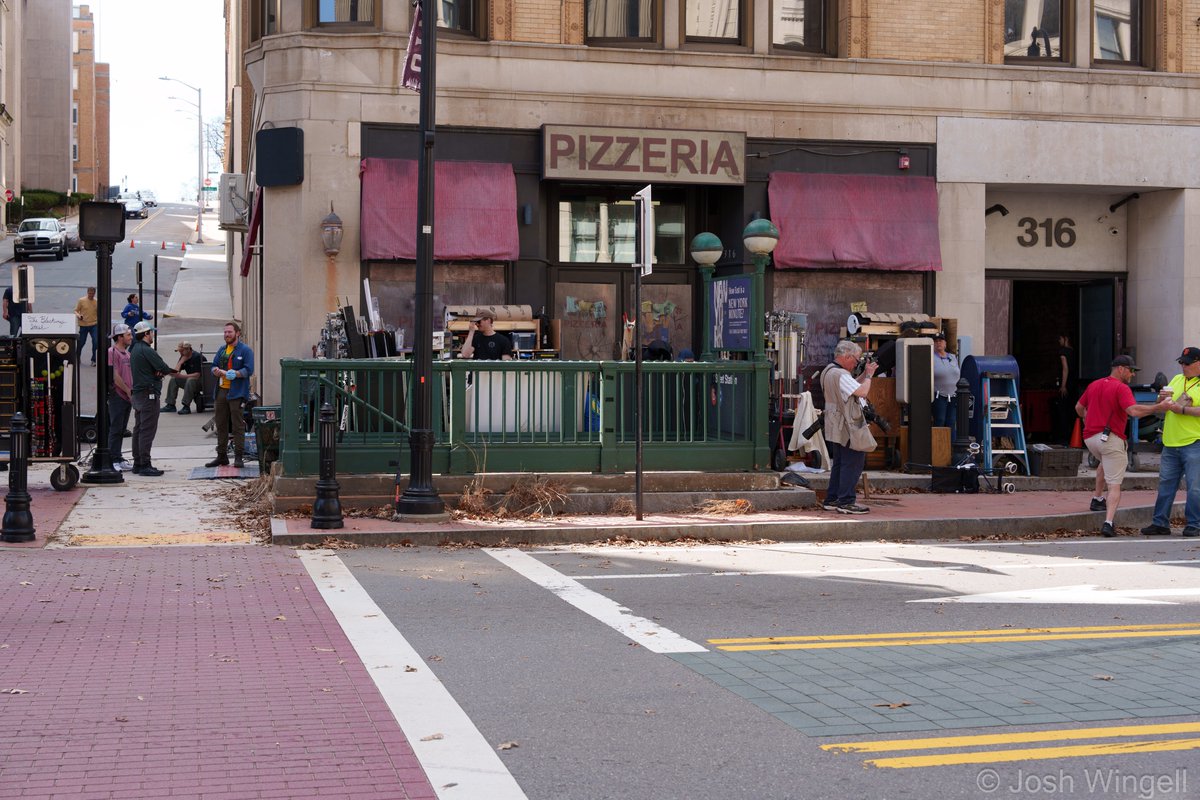 ShapeGSX's tweet photo. Crazy attention to detail in today's set dressing for The Walking Dead: Dead City filming in Worcester, MA!

#TheWalkingDead #deadcity #worcester #AMC #worcesterma #walkingdead #TWDDeadCity https://t.co/XcPp9QE12W