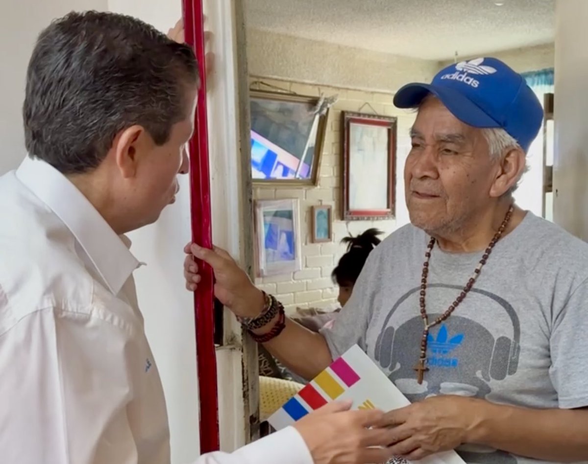 giogutierrezag's tweet photo. Los Culhuacanes ya decidieron y quieren continuar imparables. 🤩

Muchas gracias, vecinas y vecinos de Culhuacán CTM II, por su recibimiento. Con su apoyo y confianza este 2 de junio, vamos por:
📖 La creación del Directorio Digital "Conoce Coyoacán". Comprenderá los espacios emblemáticos y servicios disponibles en la demarcación.
👩🏻‍💻 Una página web más práctica y útil, con trámites en línea ágiles y seguros.
🤝 Feria de la Innovación: encuentro de vanguardia tecnológica y creativa, con la participación de universidades y empresas.
#TodosSomosImparables