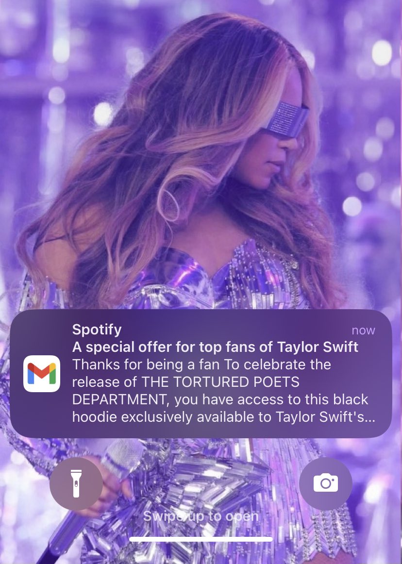 Spotify thanking you for being a TOP FAN of somebody you blocked on Spotify is insane. Even offering you a hoody 😭 😭 😭 😭 

This why swiftfleas will always be dumb to me because they'll still act like this is normal 😂 😂 😂

Atp everyone is better than Toilet.