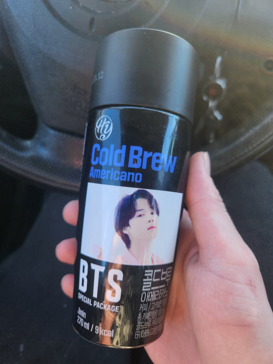 I wandered into the convenience store in the sort of downtown area in my town to grab a cold coffee, and they had these! I snagged the last Jimin🥰 living in souther Ontario, a lot of convenience stores are run by Korean immigrants😊