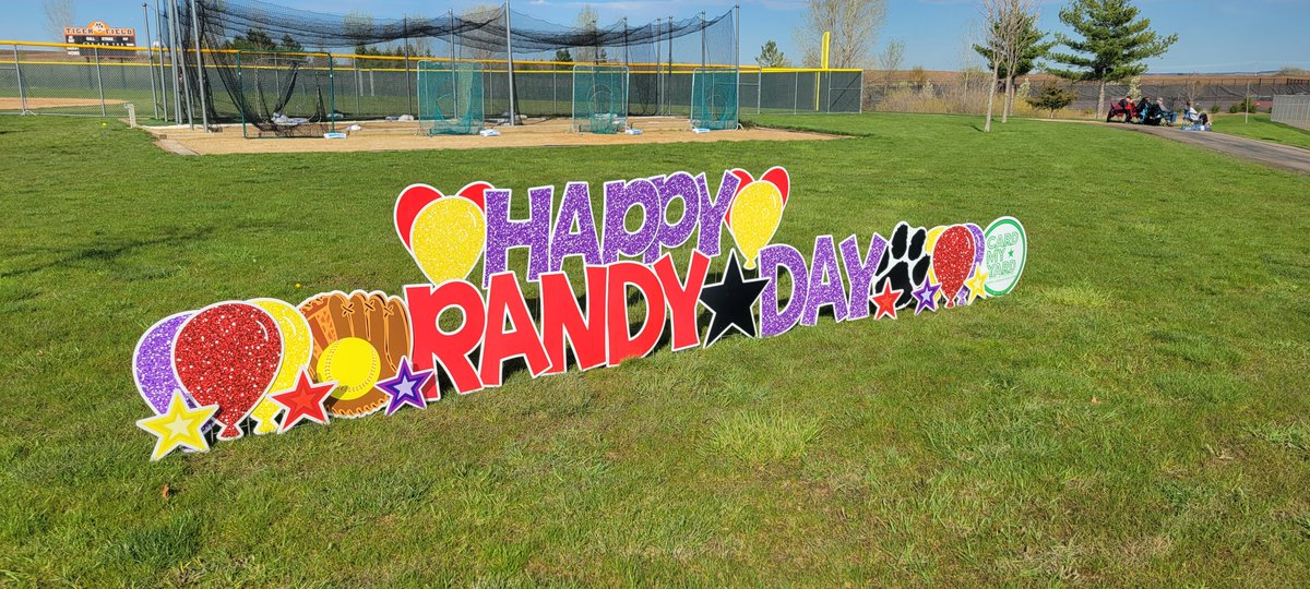 Farmington Softball Celebrates “Randy Day.” Team, Parents, Community Celebrate, Support Assistant Coach Randy Schmitz. Check out John's Journal. mshsl.org/about/news/joh… @tigerfarmington