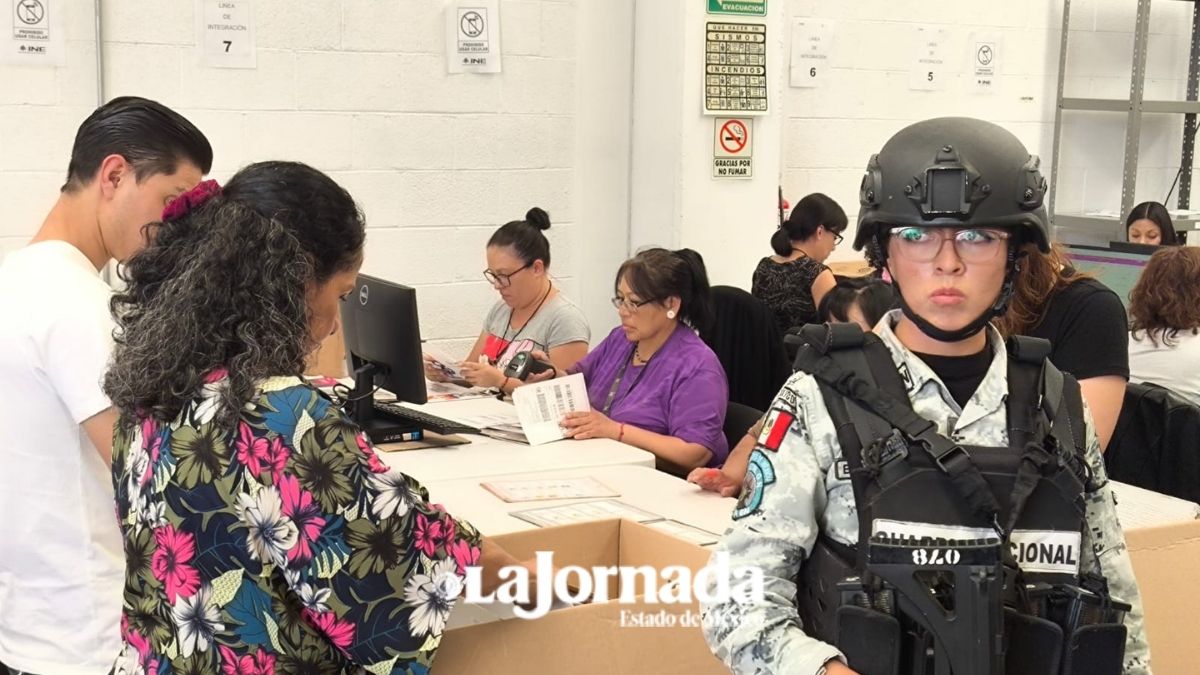 🗳️ #EleccionesEdomex|  #INE envía 53 mil paquetes postales electorales para mexicanos residentes en el extranjero

lajornadaestadodemexico.com/ine-envia-53-m…