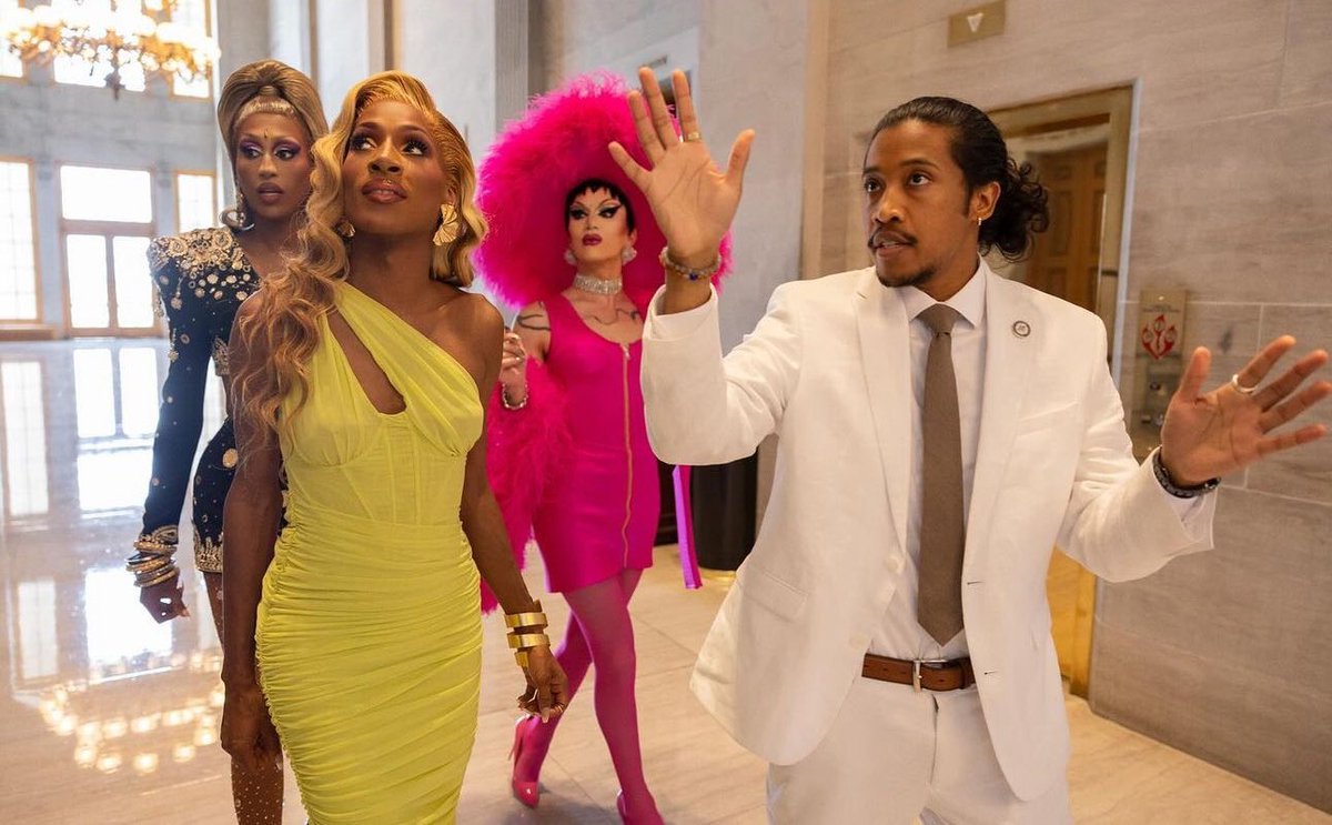 jaidaehall's tweet photo. Have you watched episode 1 of #WereHere yet!? If so, sound off below 👇🏾 👇🏾👇🏾 Would love to see how much yall are loving it. 

If you haven’t watched yet, episode 2 is out tomorrow and we continue to investigate what’s happening with Pride, Drag and legislation in Tennessee. We also get deeper into the stories of our drag children and the community in Murfreesboro. New episodes drop Fridays on @HBO  and can be streamed on @StreamOnMax . Tell your friend, tell an aunt, or ya daddy! And join in on the conversations with the people you love most♥️