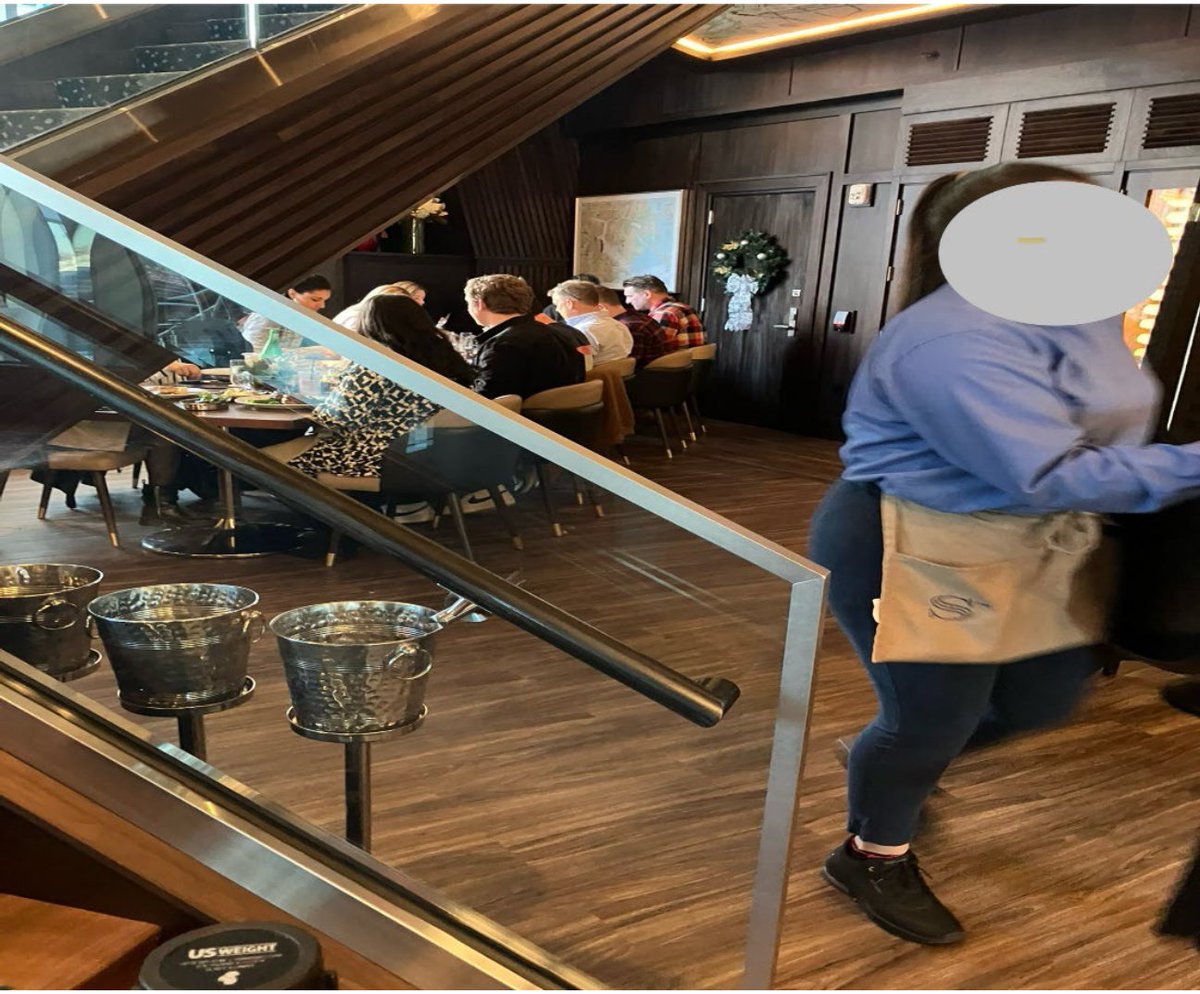 Remember the required 500sf 'Waiting Area for Ferry Passengers' that was compromised after permitting by a staircase?

150 Seaport folks decided it could be used to serve meals when the restaurant was crowded. DEP has finally weighed in.

Will Boston's Licensing Board? cc @CLF