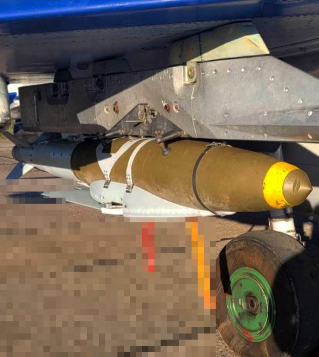 US-supplied JDAM-ER extended range glide bomb in Ukrainian service, seen here on a highly modified MiG-29 Fulcrum weapons station.