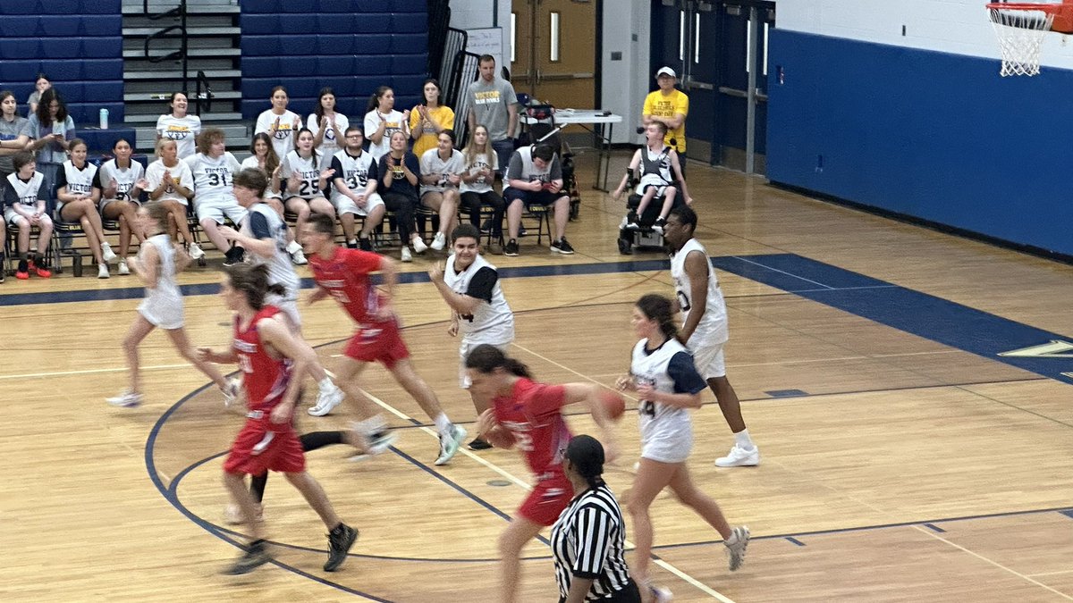 Victor Blue Devils Ψ╰(•̀ᴗ•́ )╯ tweet media