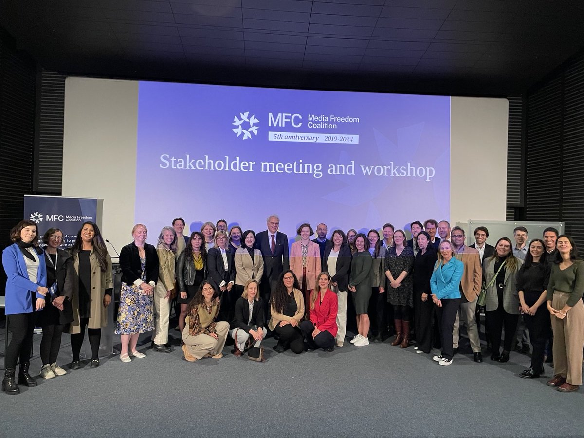 Today in Santiago, in advance of #WorldPressFreedomDay, the MFC gathered stakeholders from government, civil society, @HLPMediaFreedom, @UNESCO and academia to discuss how to maximise the impact of the Coalition. Thanks to all - and to @ChileMFA for facilitating the event.