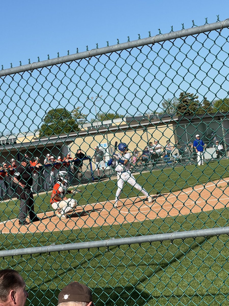 Caught my first real glimpse of the @Wheeling_Cats baseball team last night. Some hard hitting at-bats and a hard fought game. Talented group with a bright future! #TheWheelingWay #makeitmatter